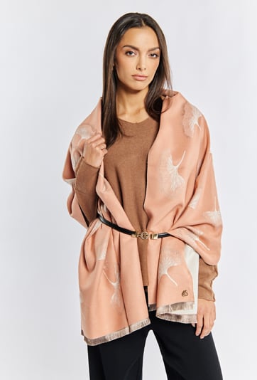 Szal damski z subtelnym wzorem w liście