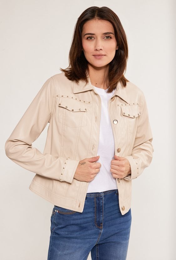 Krótka kurtka z ozdobnym wykończeniem