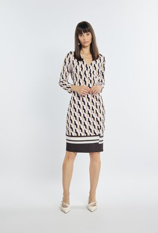 Sukienka z kopertowym dekoltem