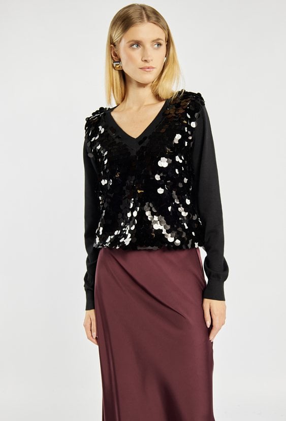 Sweter z dużymi cekinami