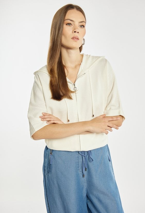 Sweter damski z kapturem