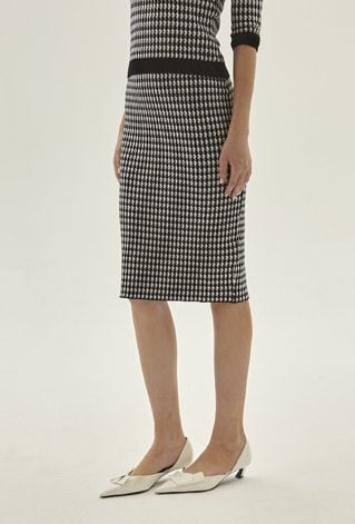 Wiskozowa spódnica w pepitkę