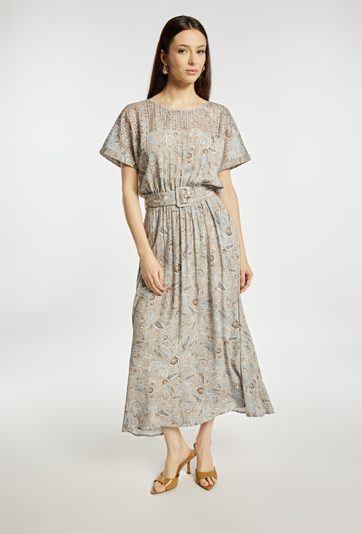 Sukienka midi z paskiem