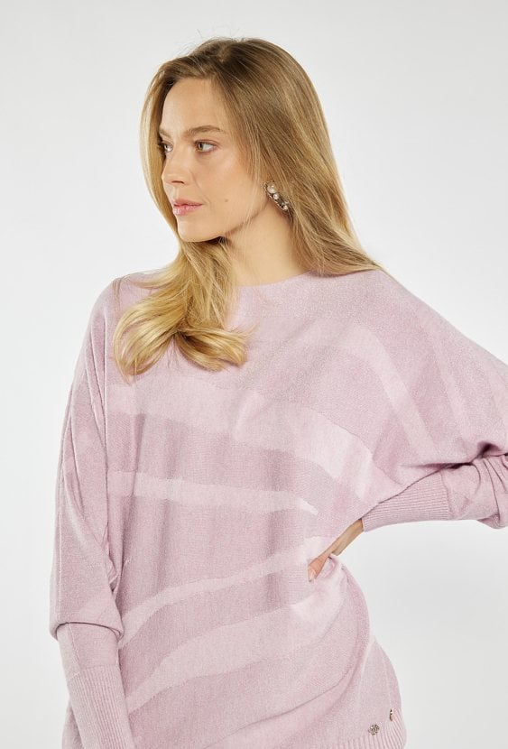 Sweter z delikatnym połyskiem