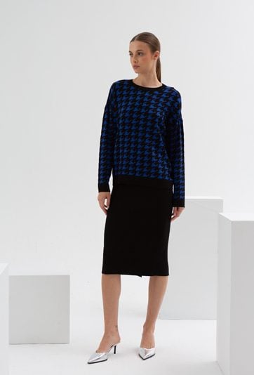 Luźny sweter z wiskozy w pepitkę