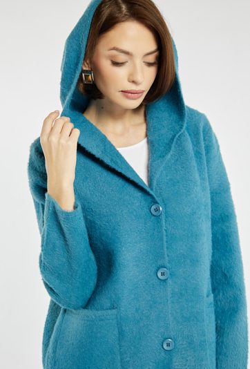 Dłuższy sweter z kapturem