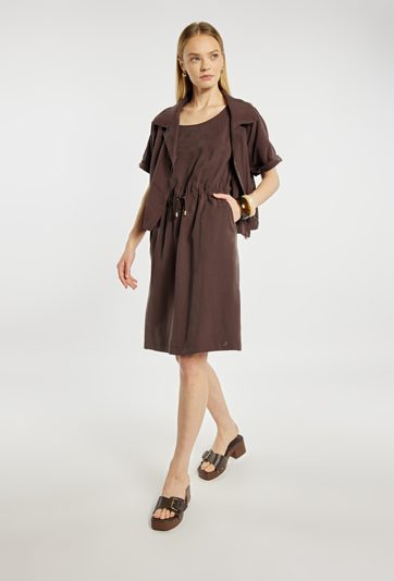 Sukienka midi z narzutką