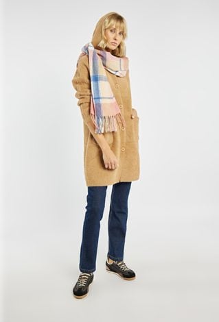 Dłuższy sweter z kapturem