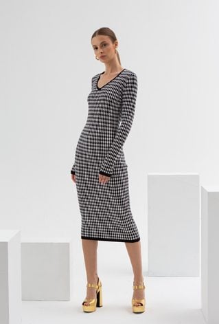 Wiskozowa sukienka w pepitkę