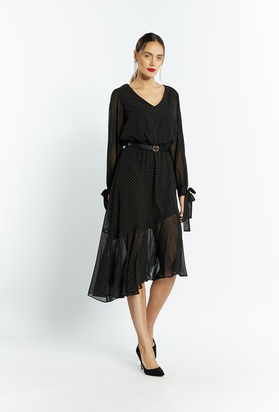 Asymetryczna sukienka z subtelnym wzorem