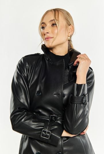 Płaszcz damski z imitacji skóry