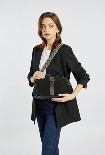 Damska torba ze stylowymi frędzlami