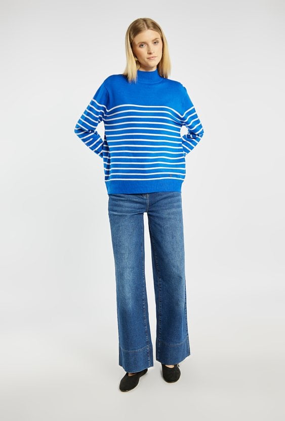 Sweter w paski