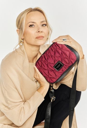 Torba damska z ciekawą fakturą