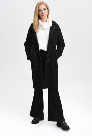 Płaszcz o prostym fasonie nakrapiany białą nicią