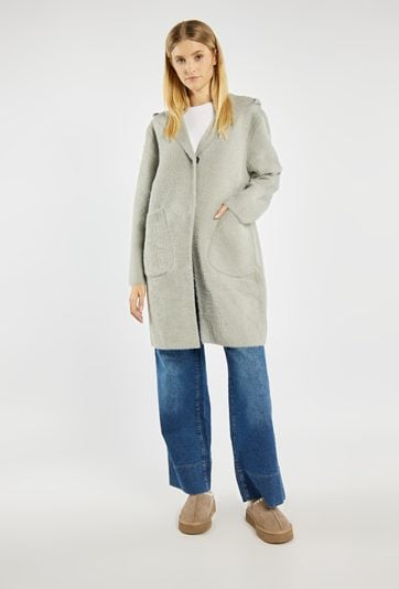 Długi sweter z kapturem