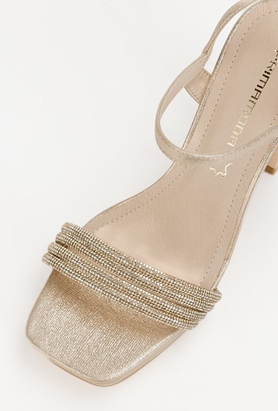 Złote sandały damskie