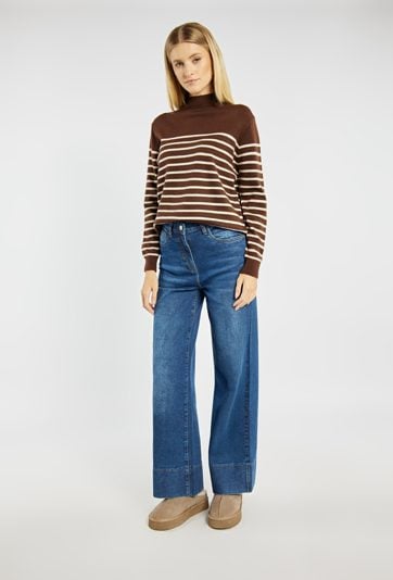 Sweter w paski