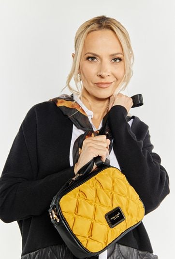 Torba damska z ciekawą fakturą