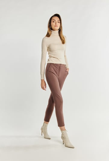 Eleganckie spodnie z aplikacjami