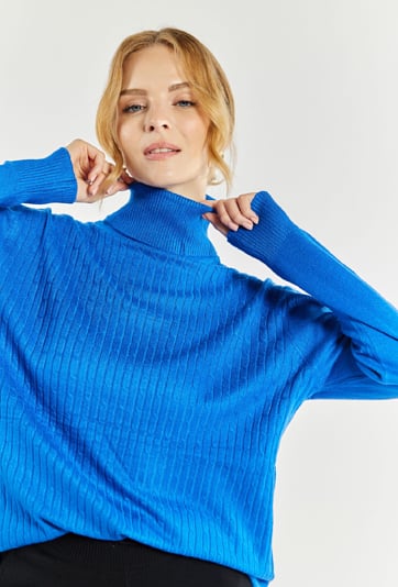 Sweter damski z pionowe prążki