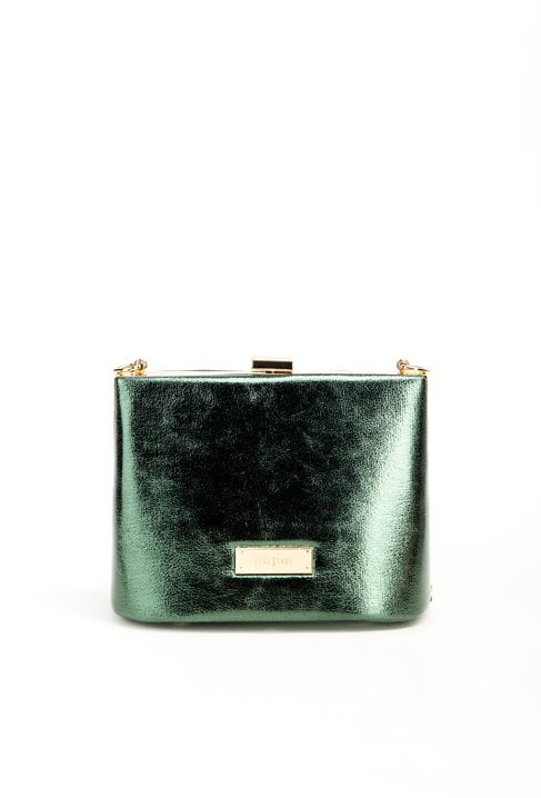 Kuferek z delikatnym połyskiem