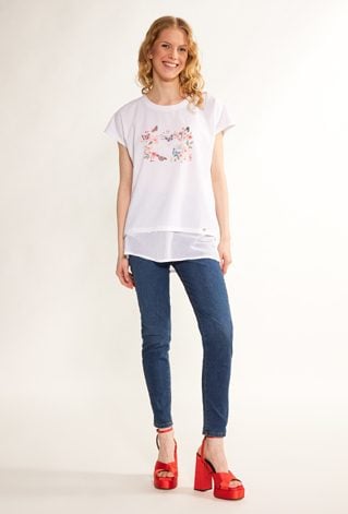 Wzorzysta bluzka z łączonych materiałów