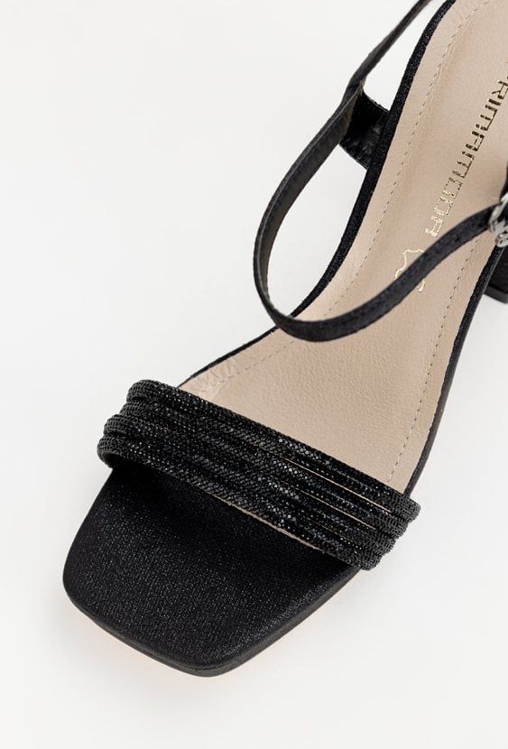 Czarne sandały damskie