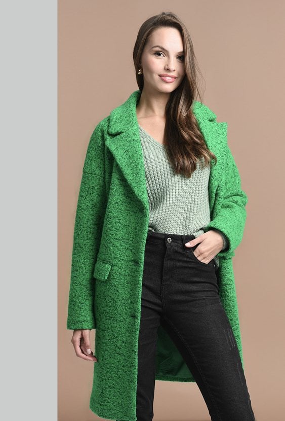 Zielony płaszcz z wełną