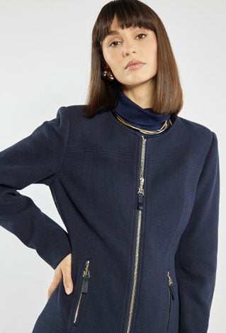 Marynarka o nowoczesnym kroju