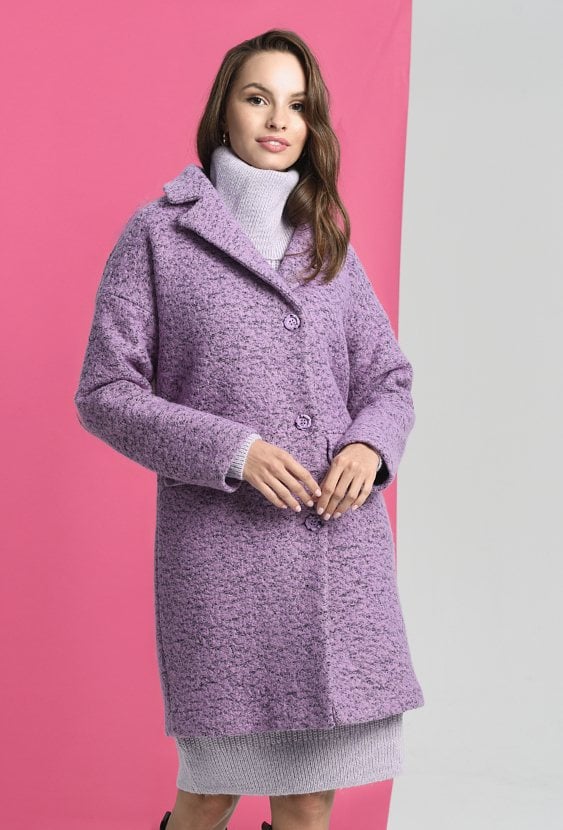 Liliowy płaszcz z wełną