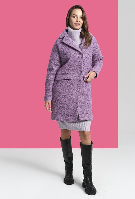 Liliowy płaszcz z wełną