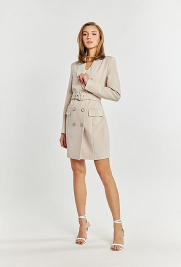 Sukienka o kroju marynarki