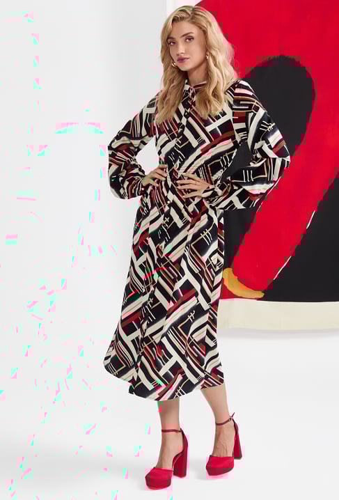 Sukienka typu szmizjerka  czarno-czerwony print