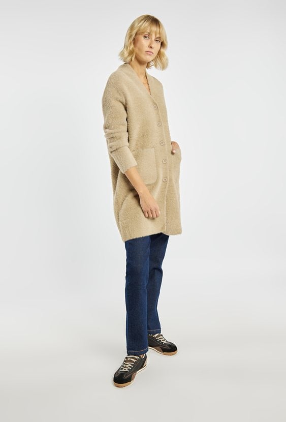 Dłuższy, rozpinany sweter