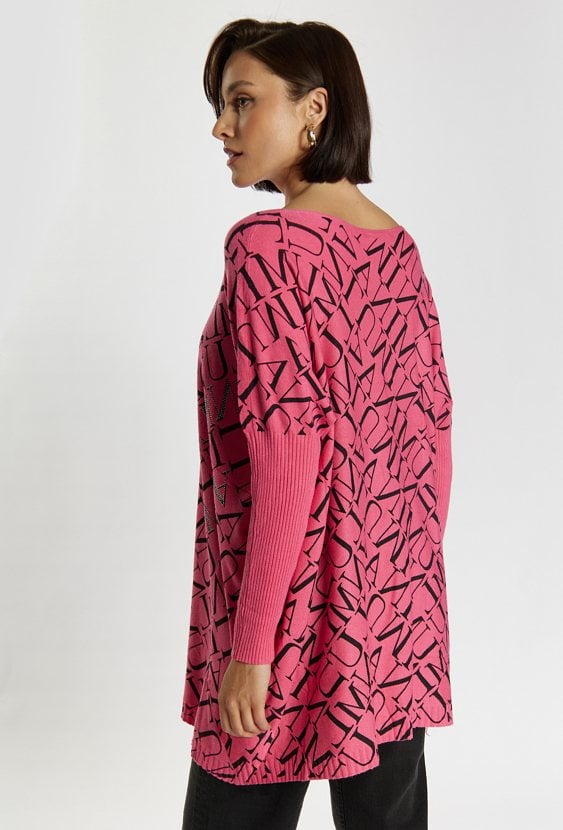 Sweter o swobodnym kroju z wzorem