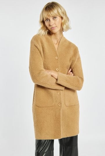 Dłuższy, rozpinany sweter