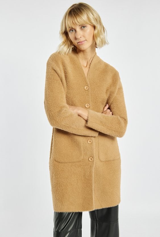 Dłuższy, rozpinany sweter