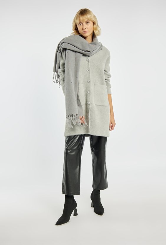 Dłuższy, rozpinany sweter