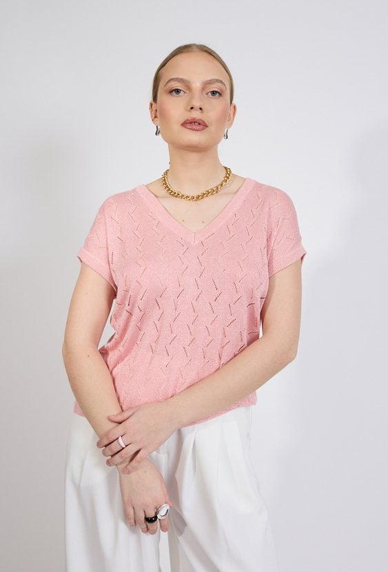 Sweter damski z ażurowym wzorem