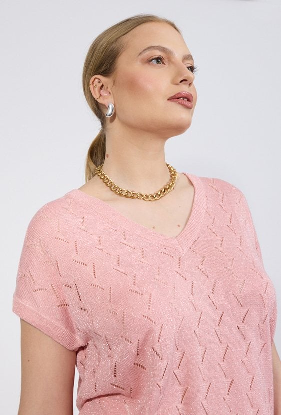 Sweter damski z ażurowym wzorem