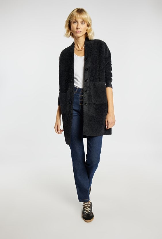 Dłuższy, rozpinany sweter