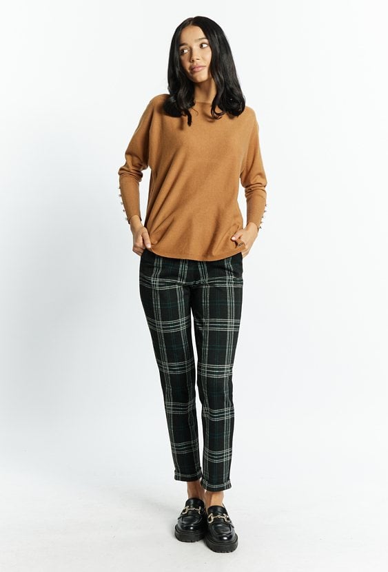 Sweter damski z ozdobnymi guzikami