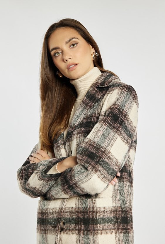 Klasyczny płaszcz damski