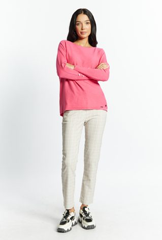 Sweter damski z ozdobnymi guzikami