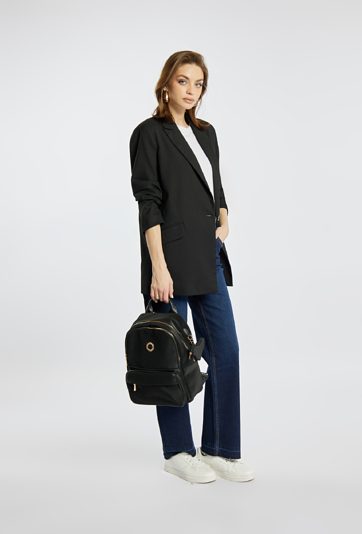 Damski plecak z regulowanymi paskami