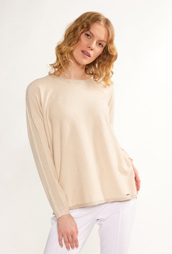 Sweter damski z połyskującą nicią