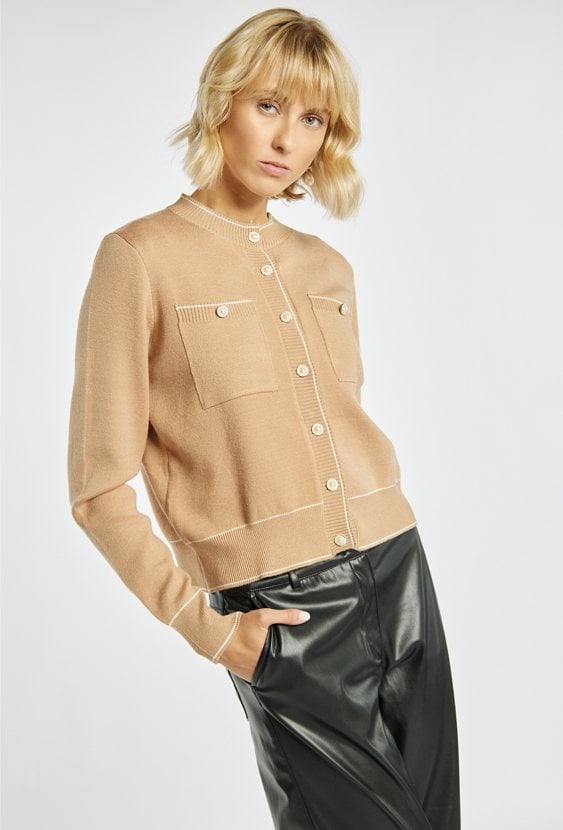 Rozpinany sweter z kieszonkami