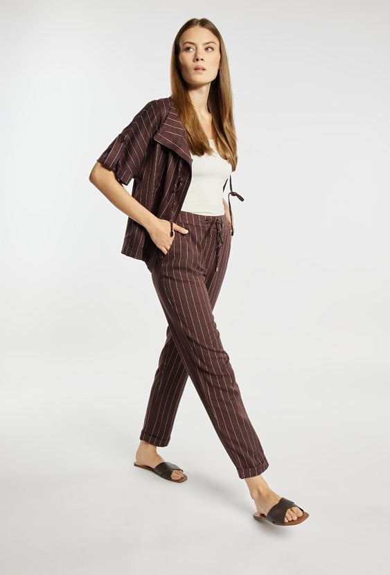 Spodnie w paski