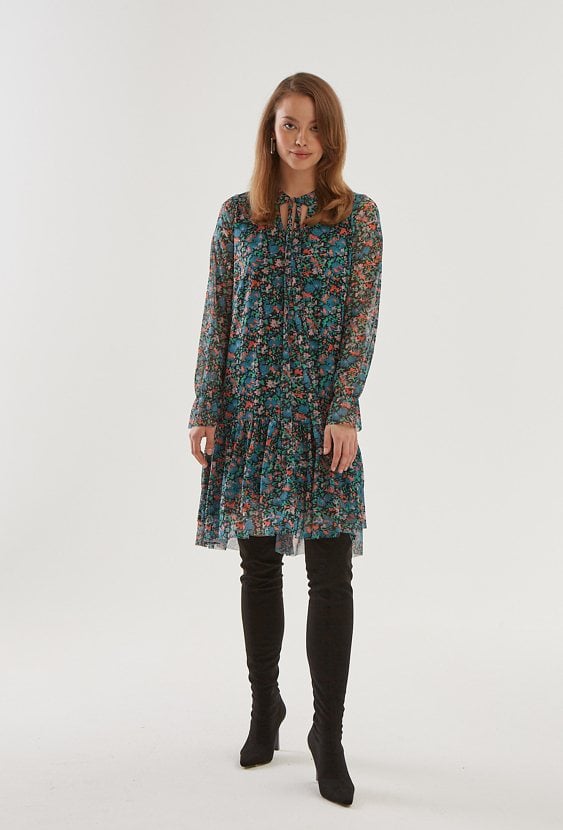 Wzorzysta siateczkowa sukienka